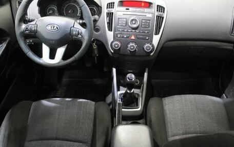 KIA cee'd I рестайлинг, 2011 год, 585 000 рублей, 13 фотография