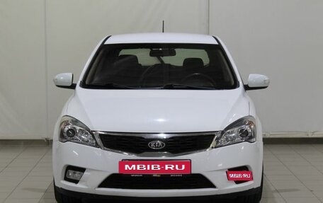 KIA cee'd I рестайлинг, 2011 год, 585 000 рублей, 2 фотография