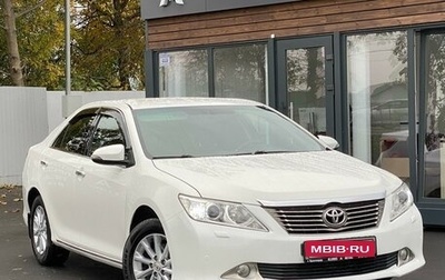 Toyota Camry, 2012 год, 1 830 000 рублей, 1 фотография