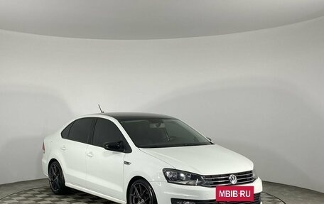 Volkswagen Polo VI (EU Market), 2018 год, 1 575 000 рублей, 2 фотография