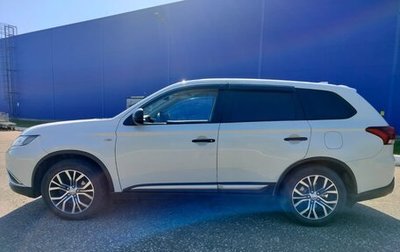 Mitsubishi Outlander III рестайлинг 3, 2017 год, 1 725 000 рублей, 1 фотография