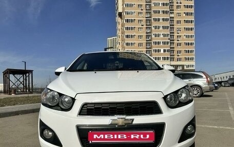 Chevrolet Aveo III, 2014 год, 900 000 рублей, 2 фотография