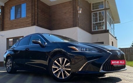 Lexus ES VII, 2019 год, 4 800 000 рублей, 3 фотография