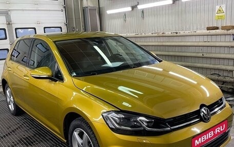 Volkswagen Golf VII, 2018 год, 2 400 000 рублей, 3 фотография