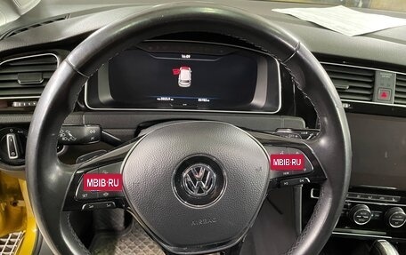 Volkswagen Golf VII, 2018 год, 2 400 000 рублей, 12 фотография