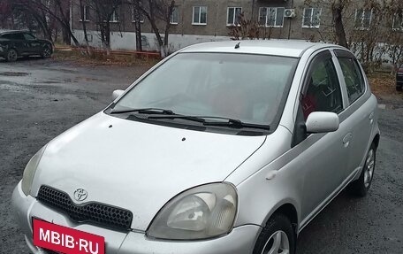 Toyota Vitz, 1999 год, 339 000 рублей, 1 фотография