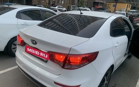 KIA Rio III рестайлинг, 2015 год, 970 000 рублей, 6 фотография