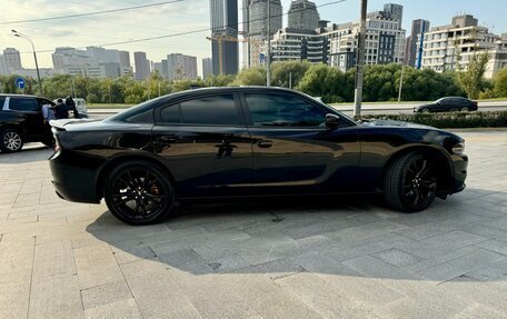 Dodge Charger, 2017 год, 2 900 000 рублей, 7 фотография