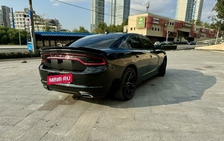 Dodge Charger, 2017 год, 2 900 000 рублей, 6 фотография