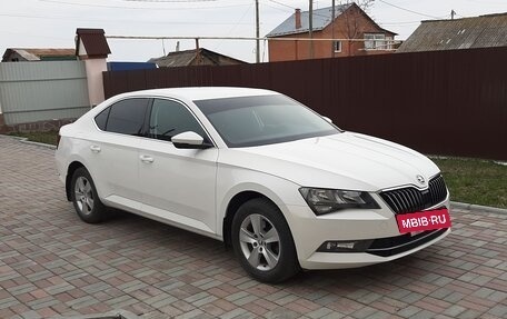 Skoda Superb III рестайлинг, 2016 год, 2 130 000 рублей, 2 фотография