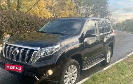 Toyota Land Cruiser Prado 150 рестайлинг 2, 2013 год, 3 250 000 рублей, 9 фотография