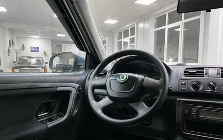 Skoda Fabia II, 2011 год, 899 000 рублей, 20 фотография