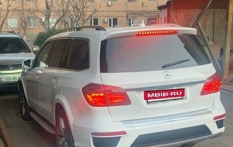 Mercedes-Benz GL-Класс, 2014 год, 4 300 000 рублей, 17 фотография