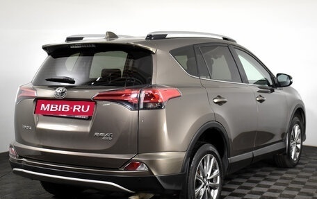 Toyota RAV4, 2019 год, 2 875 000 рублей, 4 фотография