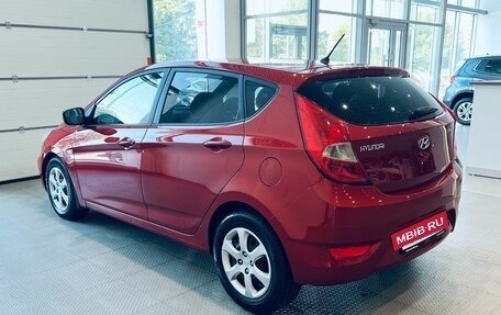 Hyundai Solaris II рестайлинг, 2011 год, 600 000 рублей, 4 фотография