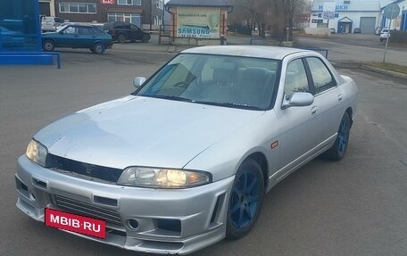 Nissan Skyline, 1995 год, 425 000 рублей, 1 фотография