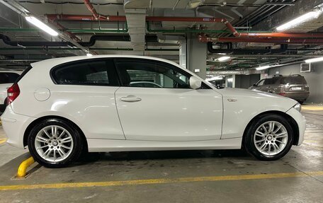 BMW 1 серия, 2010 год, 720 000 рублей, 8 фотография