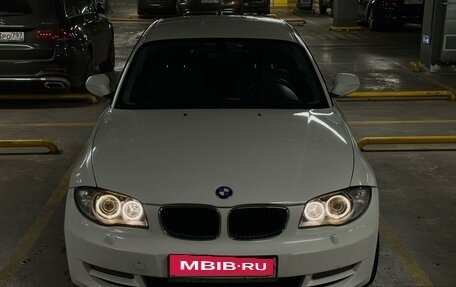 BMW 1 серия, 2010 год, 720 000 рублей, 5 фотография