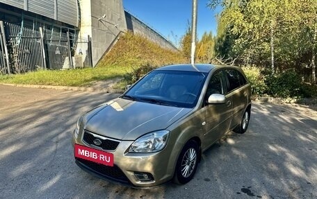 KIA Rio II, 2010 год, 2 фотография