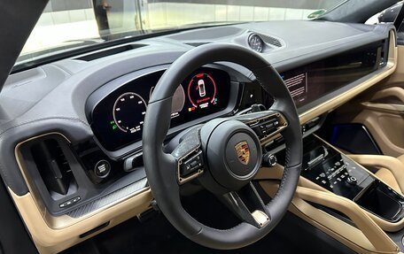 Porsche Cayenne III, 2024 год, 32 400 000 рублей, 14 фотография