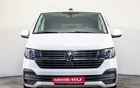 Volkswagen Caravelle T6 рестайлинг, 2021 год, 5 680 000 рублей, 2 фотография