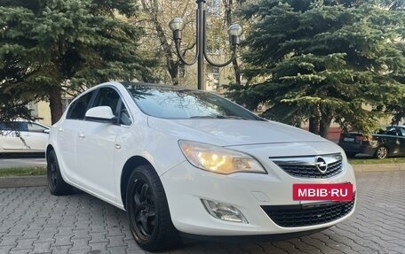 Opel Astra J, 2011 год, 790 000 рублей, 12 фотография