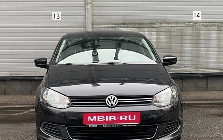 Volkswagen Polo VI (EU Market), 2013 год, 809 000 рублей, 2 фотография