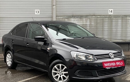 Volkswagen Polo VI (EU Market), 2013 год, 809 000 рублей, 3 фотография