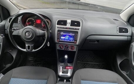 Volkswagen Polo VI (EU Market), 2013 год, 809 000 рублей, 13 фотография