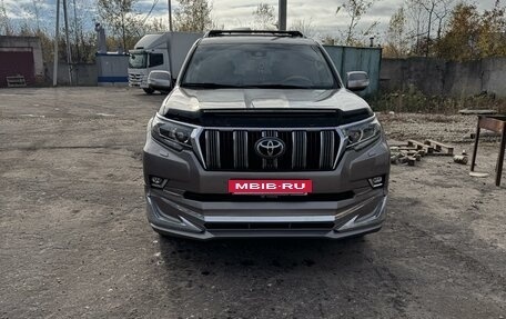 Toyota Land Cruiser Prado 150 рестайлинг 2, 2018 год, 5 250 000 рублей, 21 фотография