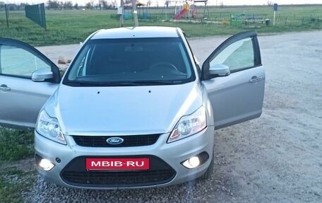 Ford Focus II рестайлинг, 2010 год, 750 000 рублей, 2 фотография