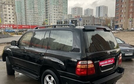 Toyota Land Cruiser 100 рестайлинг 2, 1999 год, 1 900 000 рублей, 7 фотография