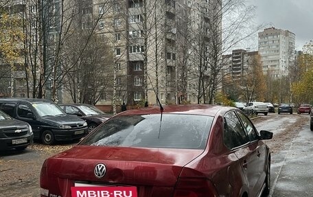 Volkswagen Polo VI (EU Market), 2011 год, 660 000 рублей, 2 фотография