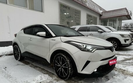 Toyota C-HR I рестайлинг, 2018 год, 2 700 000 рублей, 1 фотография