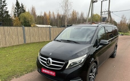 Mercedes-Benz V-Класс, 2018 год, 6 390 000 рублей, 1 фотография