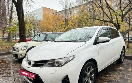 Toyota Auris II, 2013 год, 1 550 000 рублей, 7 фотография