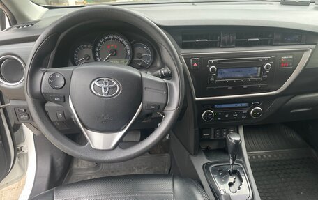 Toyota Auris II, 2013 год, 1 550 000 рублей, 15 фотография