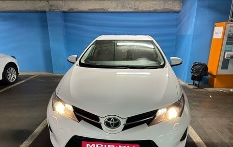 Toyota Auris II, 2013 год, 1 550 000 рублей, 21 фотография