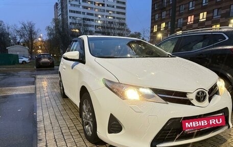 Toyota Auris II, 2013 год, 1 550 000 рублей, 18 фотография