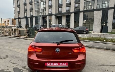 BMW 1 серия, 2018 год, 2 500 000 рублей, 11 фотография