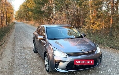 KIA Rio IV, 2017 год, 1 300 000 рублей, 2 фотография