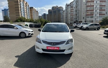 Hyundai Solaris II рестайлинг, 2014 год, 820 000 рублей, 1 фотография