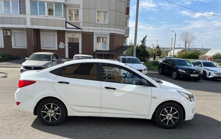 Hyundai Solaris II рестайлинг, 2014 год, 820 000 рублей, 2 фотография