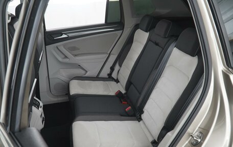 Volkswagen Tiguan II, 2018 год, 3 549 000 рублей, 9 фотография