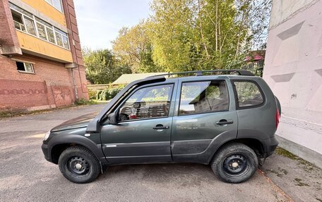 Chevrolet Niva I рестайлинг, 2012 год, 735 000 рублей, 4 фотография