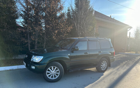 Toyota Land Cruiser 100 рестайлинг 2, 2003 год, 2 590 000 рублей, 2 фотография