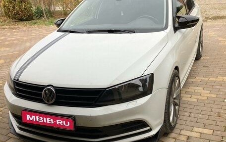 Volkswagen Jetta VI, 2016 год, 1 550 000 рублей, 1 фотография