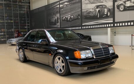 Mercedes-Benz E-Класс, 1994 год, 12 250 000 рублей, 1 фотография