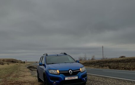 Renault Sandero II рестайлинг, 2016 год, 950 000 рублей, 2 фотография