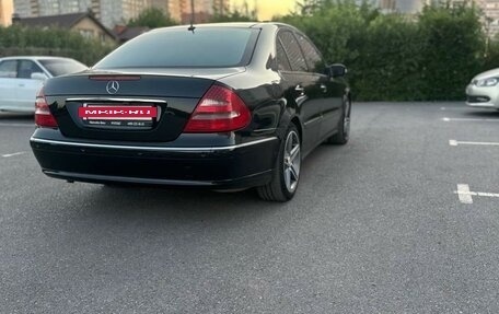 Mercedes-Benz E-Класс, 2004 год, 1 350 000 рублей, 4 фотография